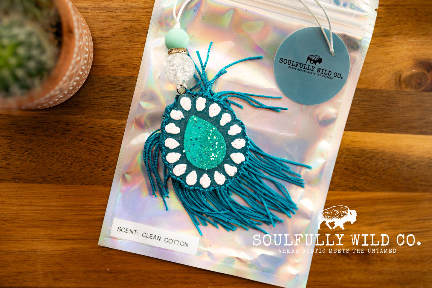 Soulful Air Freshener: Mini Tear Shape Concho (Scent: Clean Cotton)