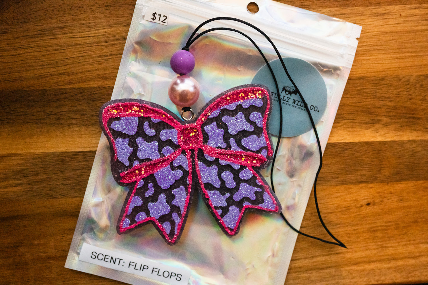Soulful Air Freshener: Black, Purple, Pink Bow (Scent: Flip Flops)