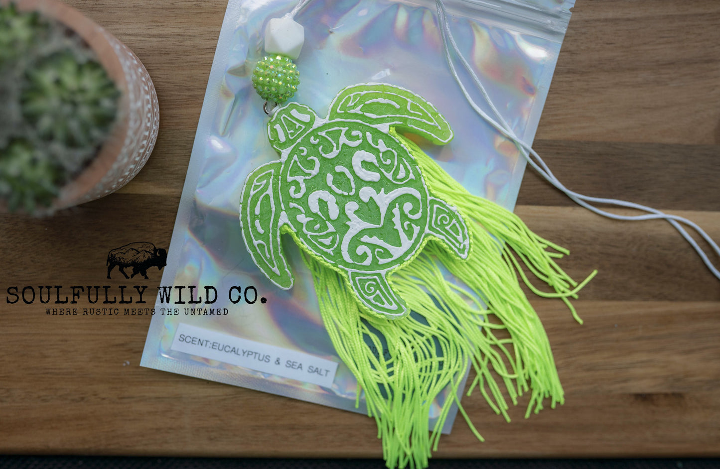 Soulful Air Freshener: Green/White Sea Turtle (Discounted)