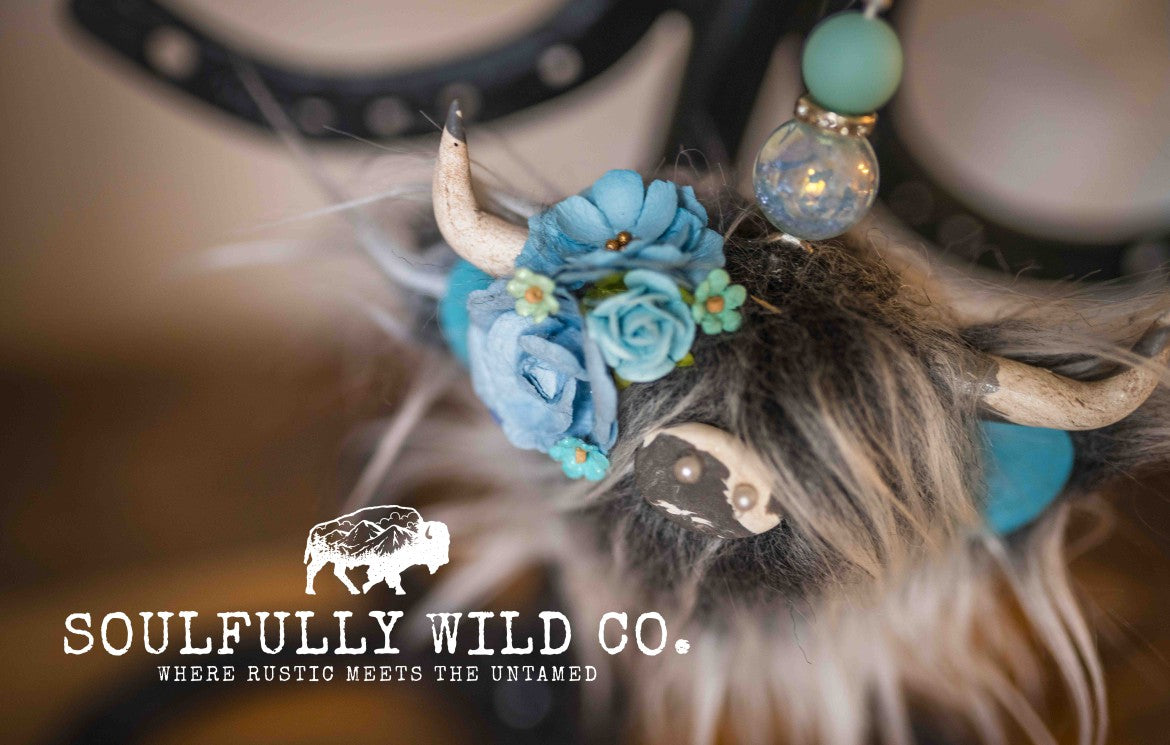 Travel Moo : TM25760 - Frosted Grey with Blue Tone Flowers