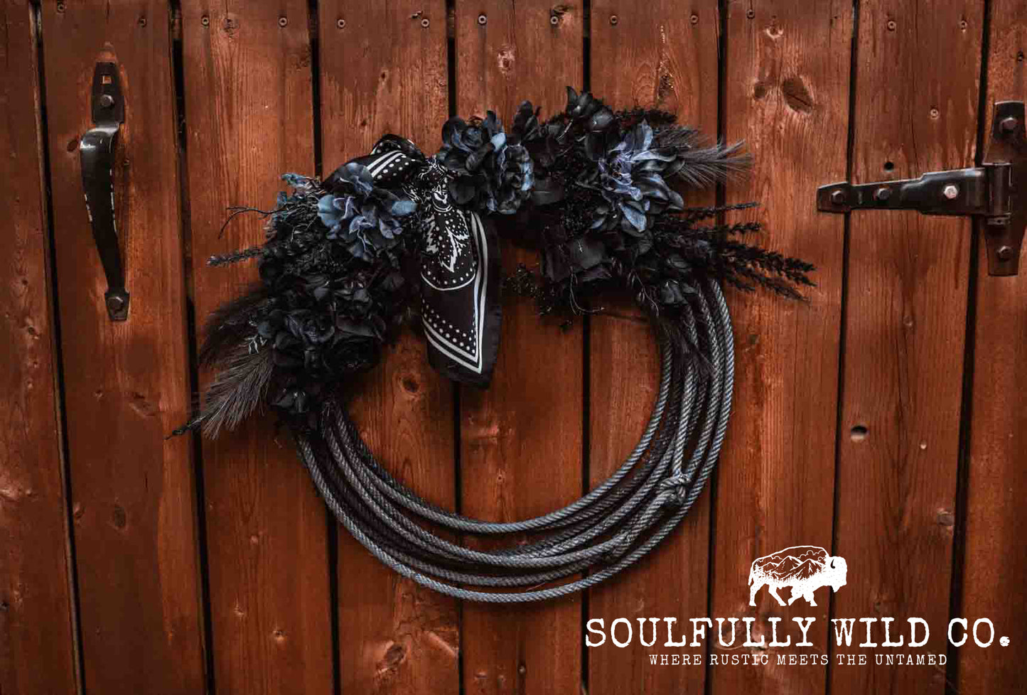 Western Soulful Rope Wreath - Dark Mood (Black & Grey)