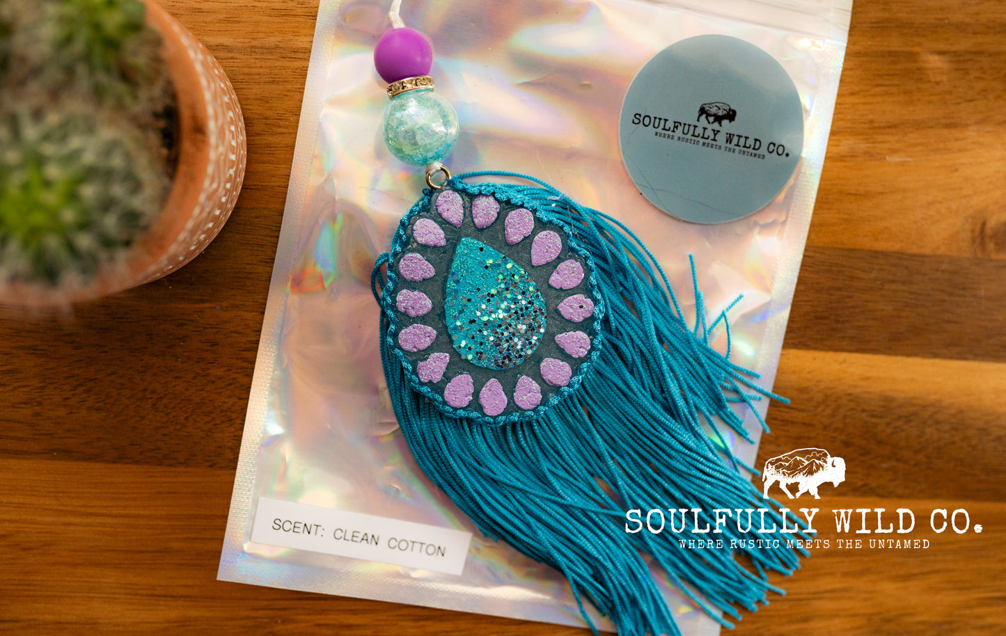 Soulful Air Freshener: Mini Tear Shape Concho (Scent: Clean Cotton)