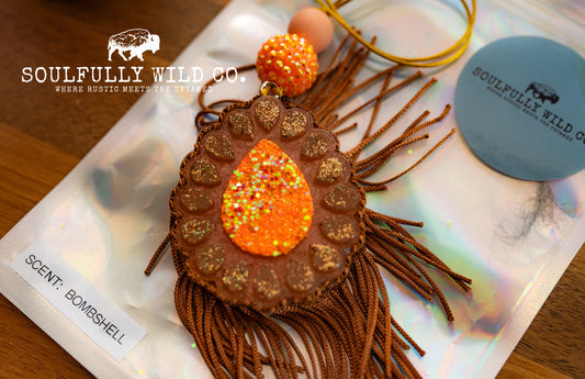 Soulful Air Freshener: Mini Tear Shape Concho (Scent: Bombshell)
