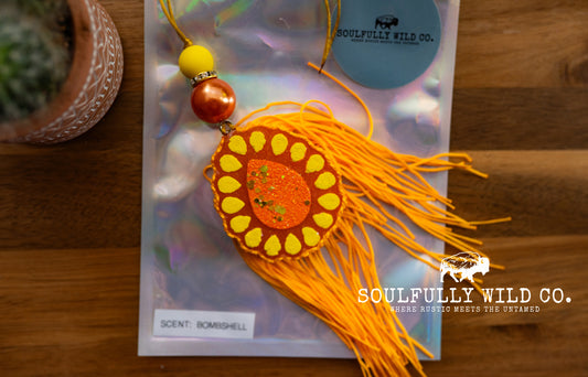 Soulful Air Freshener: Mini Tear Shape Concho (Scent: Bombshell)