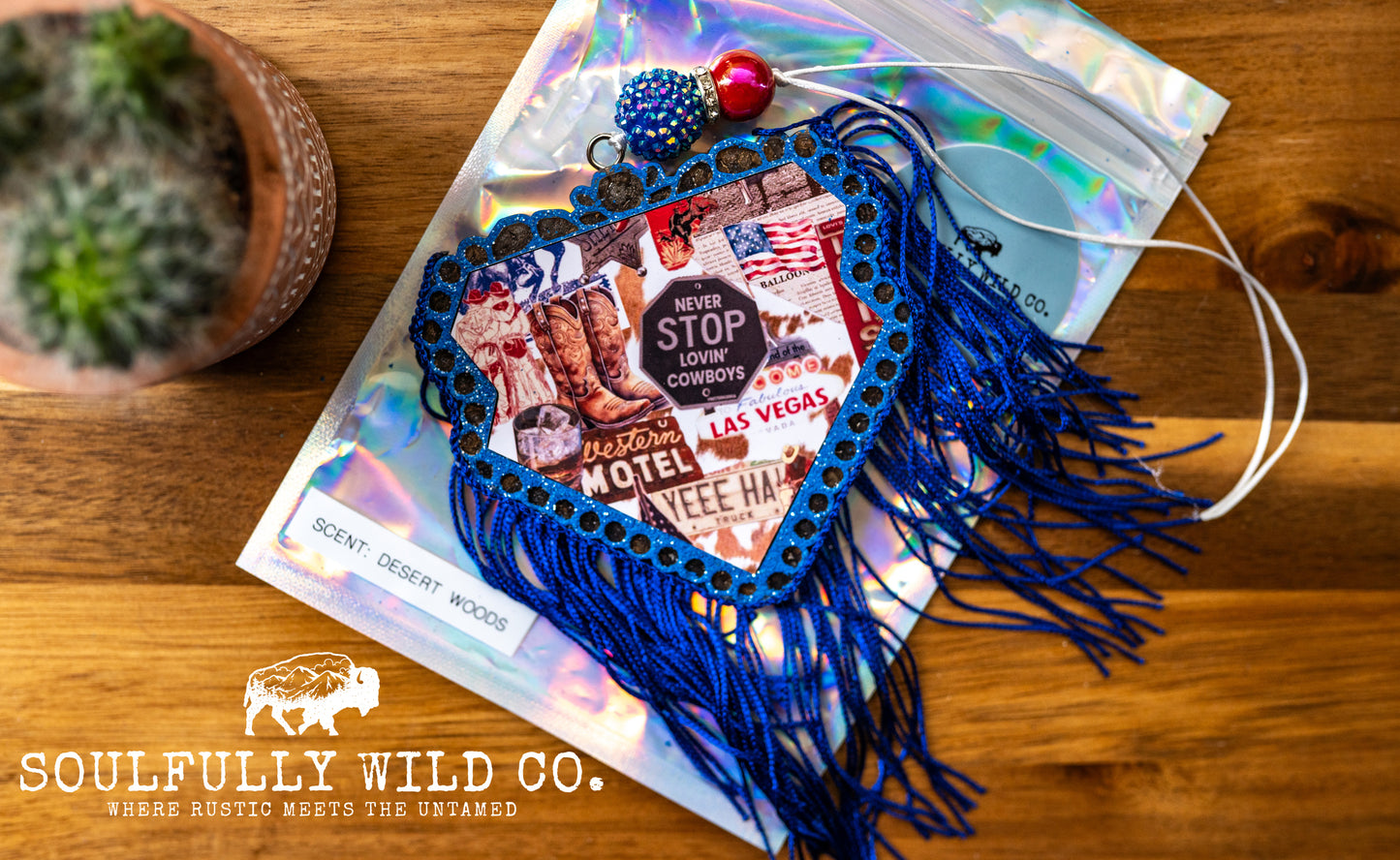 Soulful Air Freshener: Diamond Western Vibes/Blue (Scent: Desert Woods)