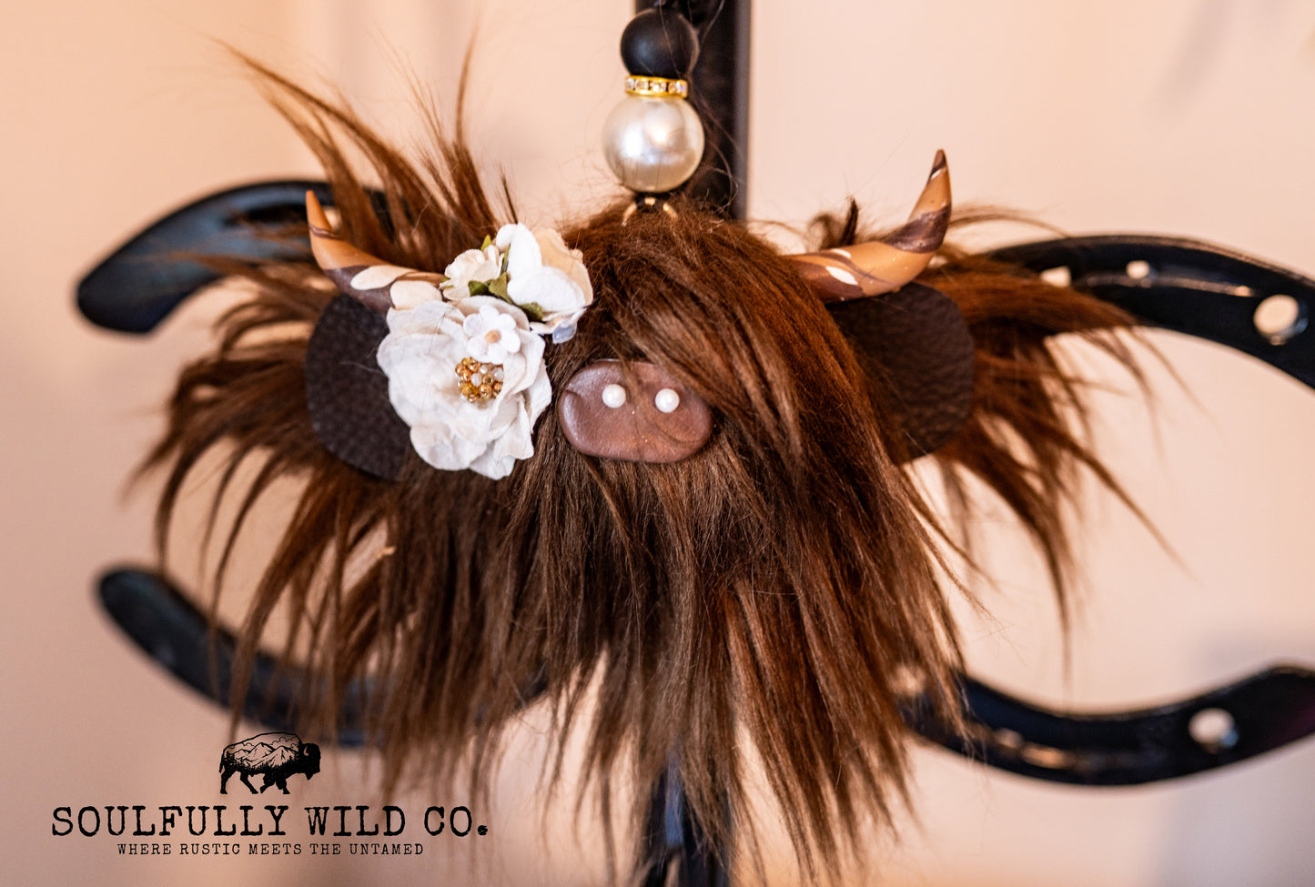 Travel Moo :  TM25770 - Bison Brown with White Flowers
