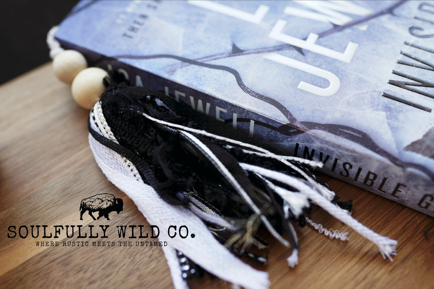 Soulful Bookmark Tassel Black & White