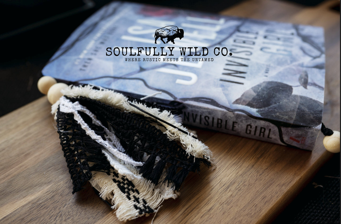 Soulful Bookmark Tassel Black & White