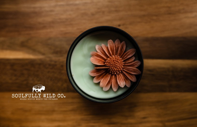 Soulful Handcrafted Soy Candles - Sea Salt & Orchid (Green/Brown)