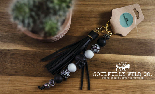 Wild Soul Keychain - Black Skull with Purple Skull Beads