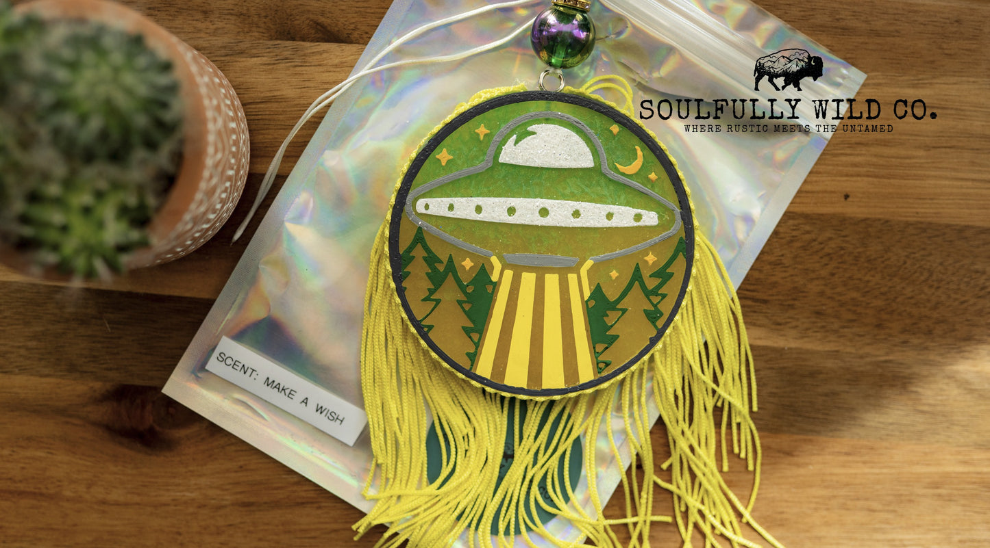 Soulful Air Freshener: UFO Circle, Green, White and Yellow with Fringe (Scent: Make a Wish)