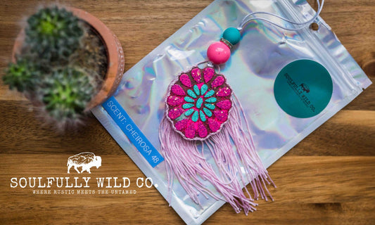 Soulful Air Freshener: Mini Concho Pink and Turquoise (Scent: Cheirosa 48)