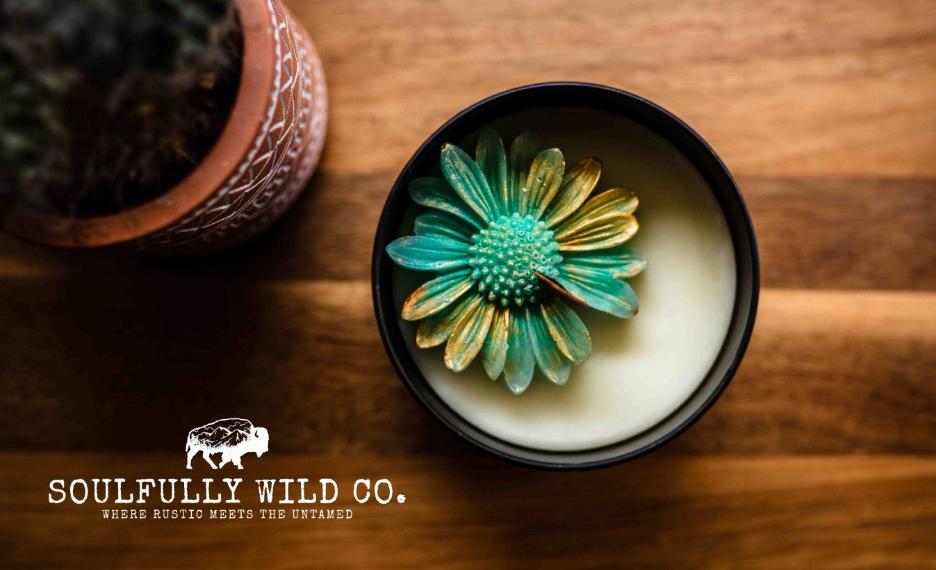 Soulful Handcrafted Soy Candles - Turquoise & Gold (Scent: Eucalyptus Rain)