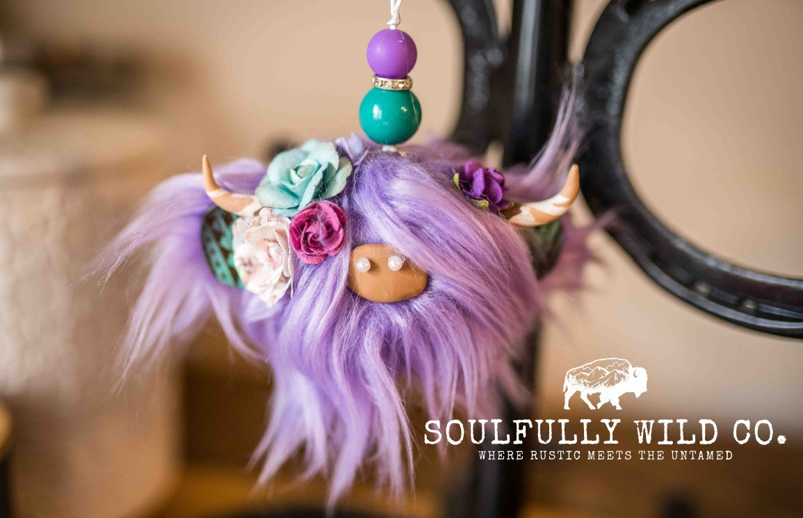 Travel Moo : TM25748 - Purple with Turquoise, Purple and Off White Flowers