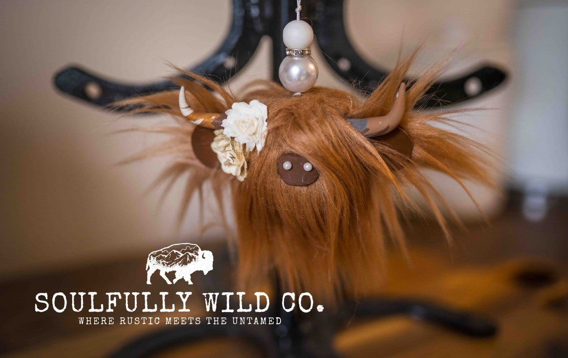 Travel Moo : TM25761 - Reddish Brown with Off White Flowers